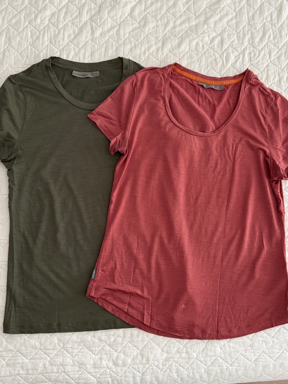 Icebreaker Merino Wool Short Sleeve Crew Neck Tees Bundle - Size Small
